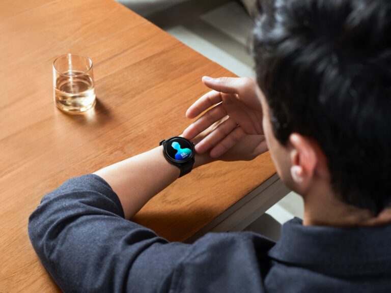 Xiaomi Watch 2 Pro นาฬิกาอัจฉริยะที่ช่วยให้คุณใช้ชีวิตได้สมาร์ทยิ่งขึ้น  วางจำหน่ายอย่างเป็นทางการแล้วในราคา 9,990 บาท