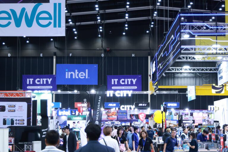 เริ่มแล้ว! “COMMART MEGATECH” สัมผัส AI PC ของจริง  พร้อมอัดฉีดแจก คอมมาร์ต Digital Wallet 10,000 บาท!  มั่นใจกระตุ้นยอดขายกลางปีปังๆ