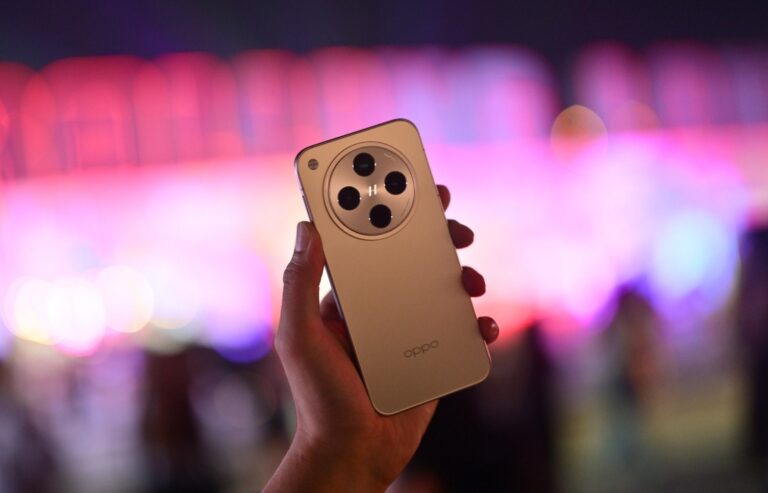 มัดรวมไฮไลต์เด็ด OPPO Find X8 Series ที่สุดของสมาร์ตโฟนสำหรับคอนเสิร์ต! ซูมใกล้ทุกความมันส์เต็มตาจากคอนเสิร์ต Rolling Loud Thailand 2024 จัดเต็มแสงสีเสียงสะเทือนพัทยา