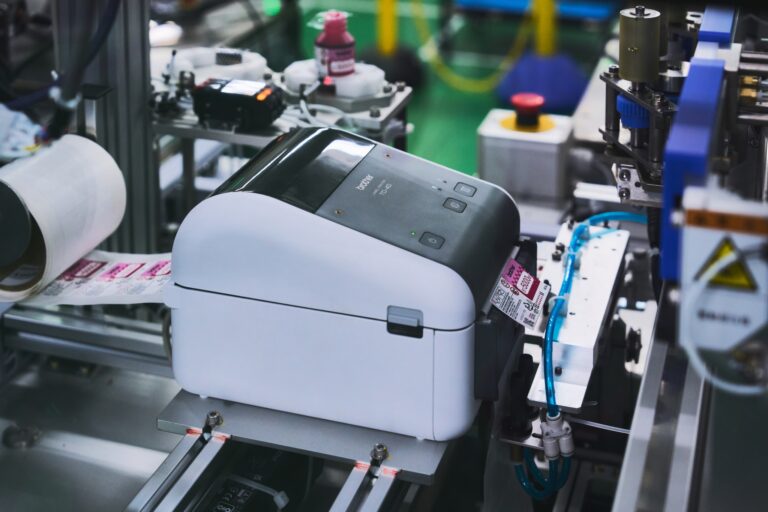 Brother ผนึกกำลัง Mitsubishi Electric เปิดตัวโซลูชันการพิมพ์ฉลากจาก PLC พร้อมแนะนำเครื่องพิมพ์ 3 รุ่นไฮไลท์ รองรับงานผลิตรวดเร็ว แม่นยำ เจาะกลุ่มอุตสาหกรรมการผลิต