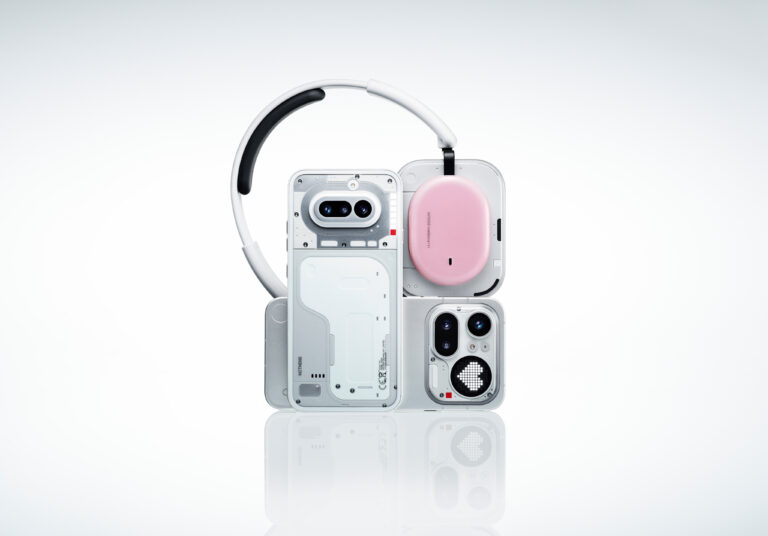 เปิดราคาไทย!! สมาร์ตโฟนที่คาแรกเตอร์จัดจ้านที่สุดแห่งยุค Phone (4a) Series และ Headphone (a)  ชูดีไซน์และฟีเจอร์ทัชใจคนรุ่นใหม่ โปร่งใส–AI–กล้อง Zoom