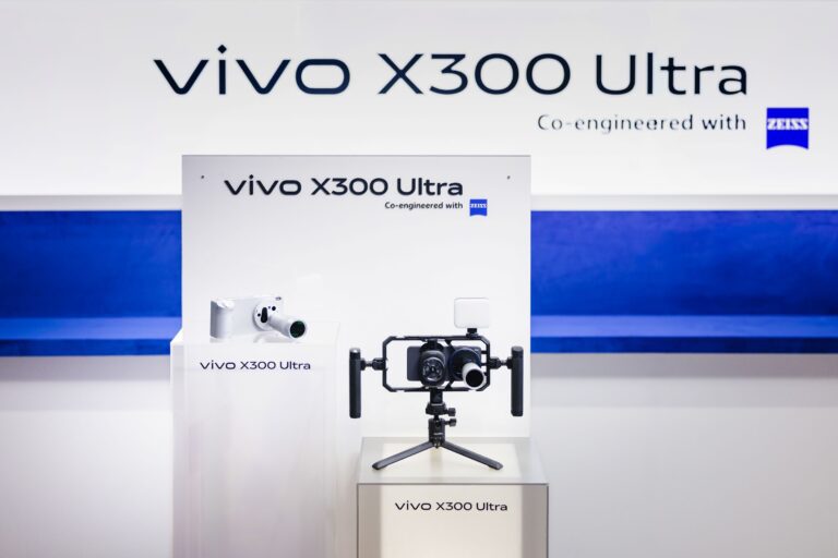 vivo เผยโฉมเรือธง X300 Ultra ในอีเวนต์ระดับโลก MWC 2026  ชูจุดเด่นเลนส์ซูม 400 มม. พร้อมรุกตลาดสมาร์ตโฟนพรีเมียมทั่วโลกปีนี้